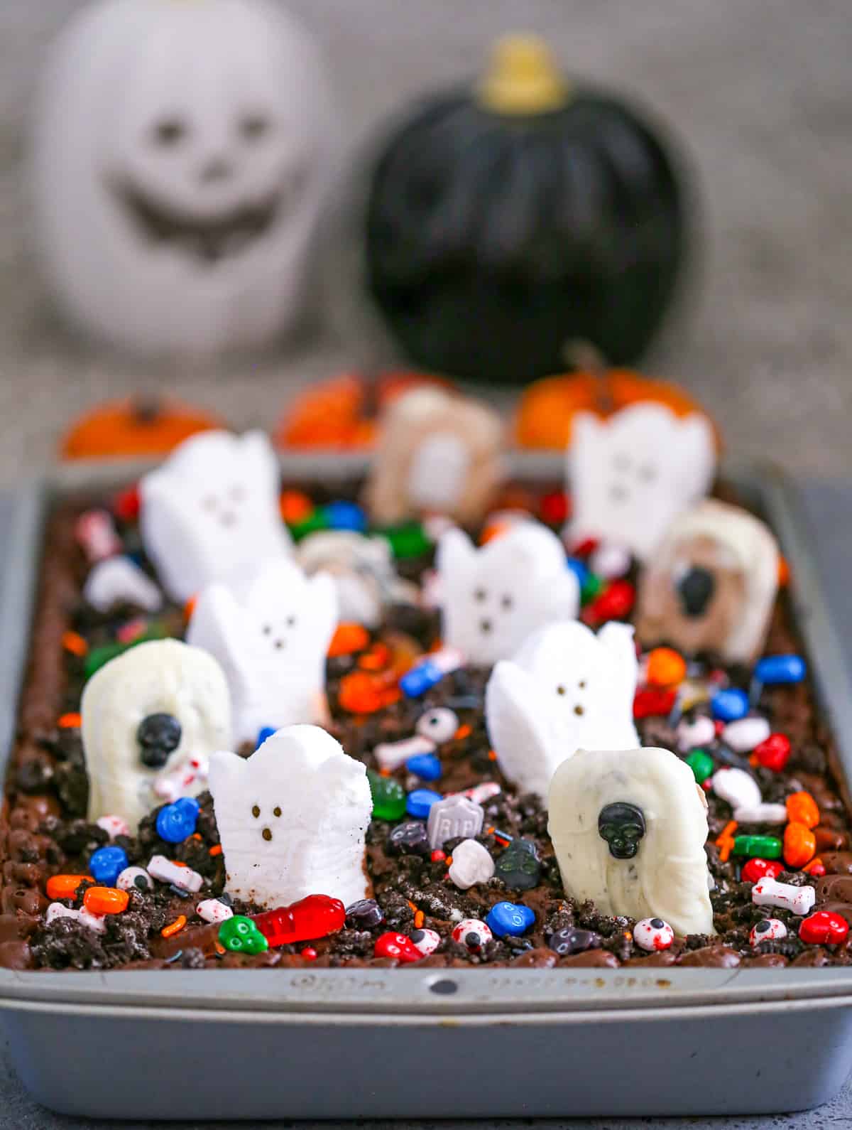 Halloween Graveyard Dirt Cake recipe ghost candy chocolate