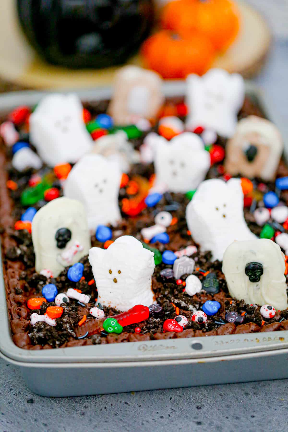 Halloween Graveyard Dirt Cake recipe ghost candy chocolate