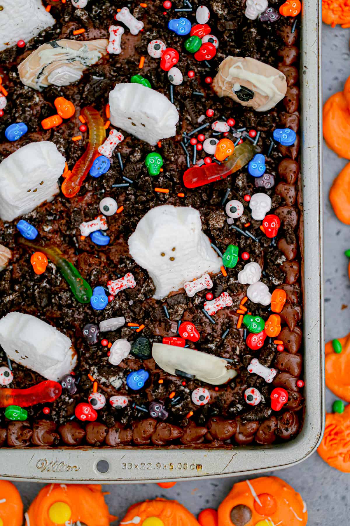 Halloween Graveyard Dirt Cake recipe ghost candy chocolate