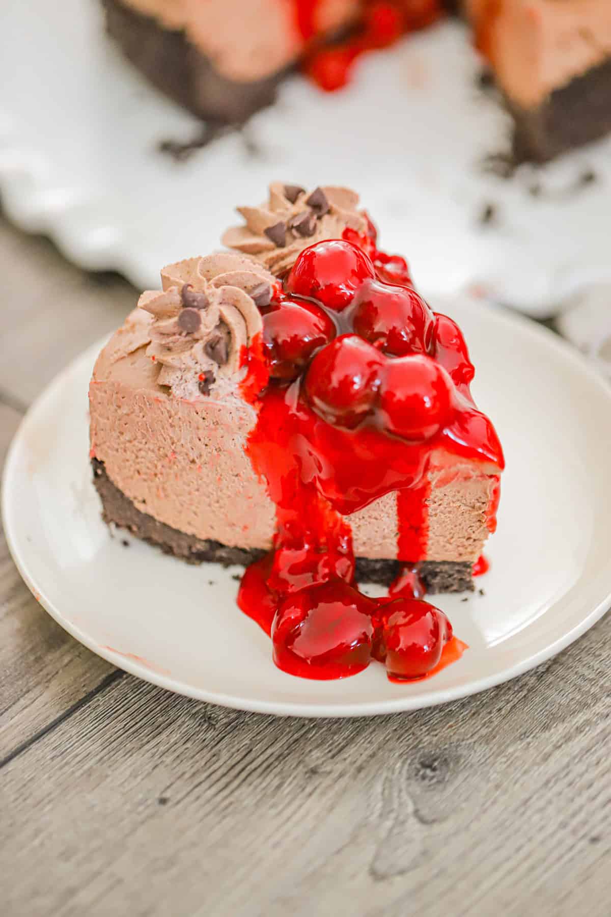 Chocolate Cherry Cheesecake – No Bake