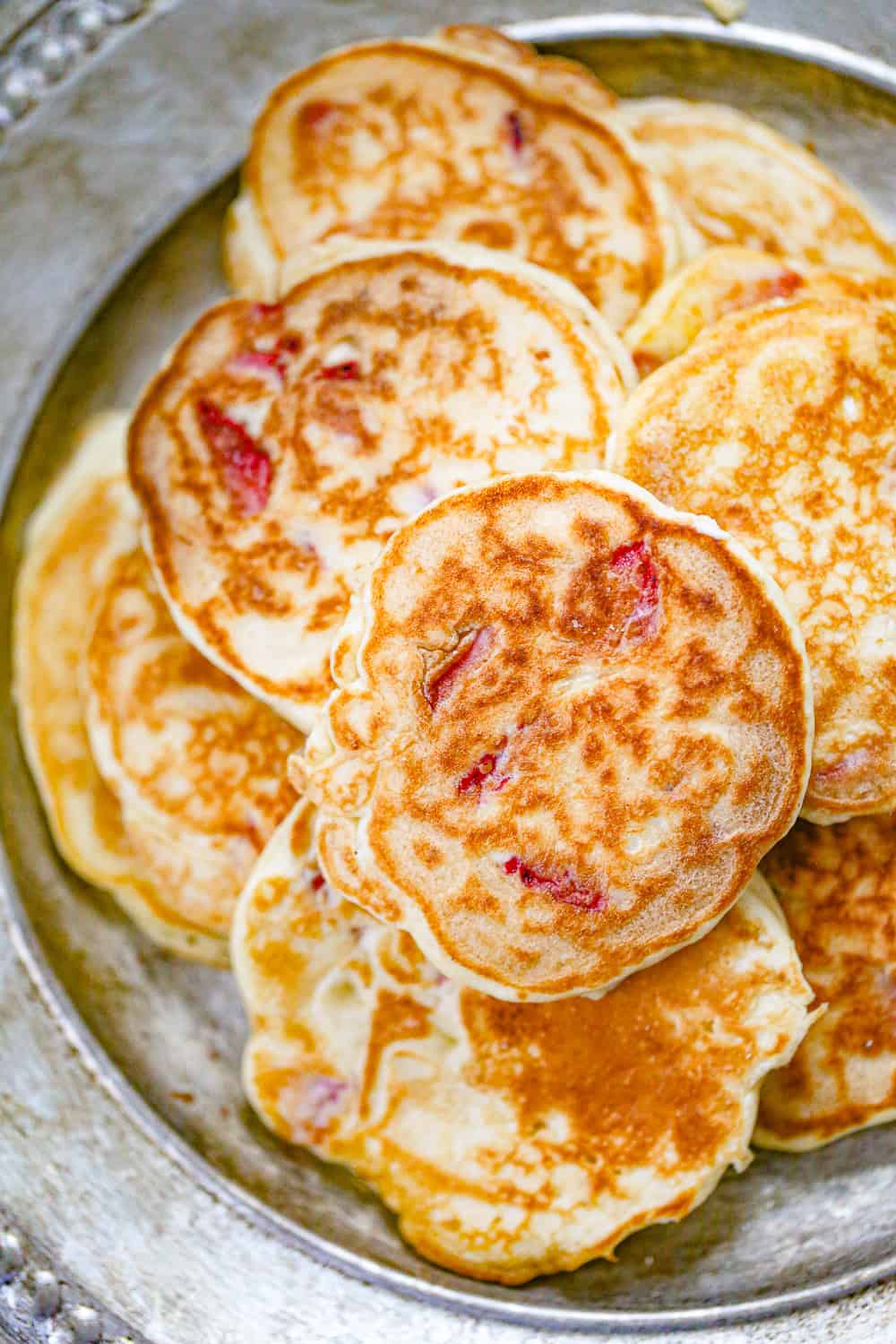 Easy fluffy Homemade Strawberry Pancakes recipe