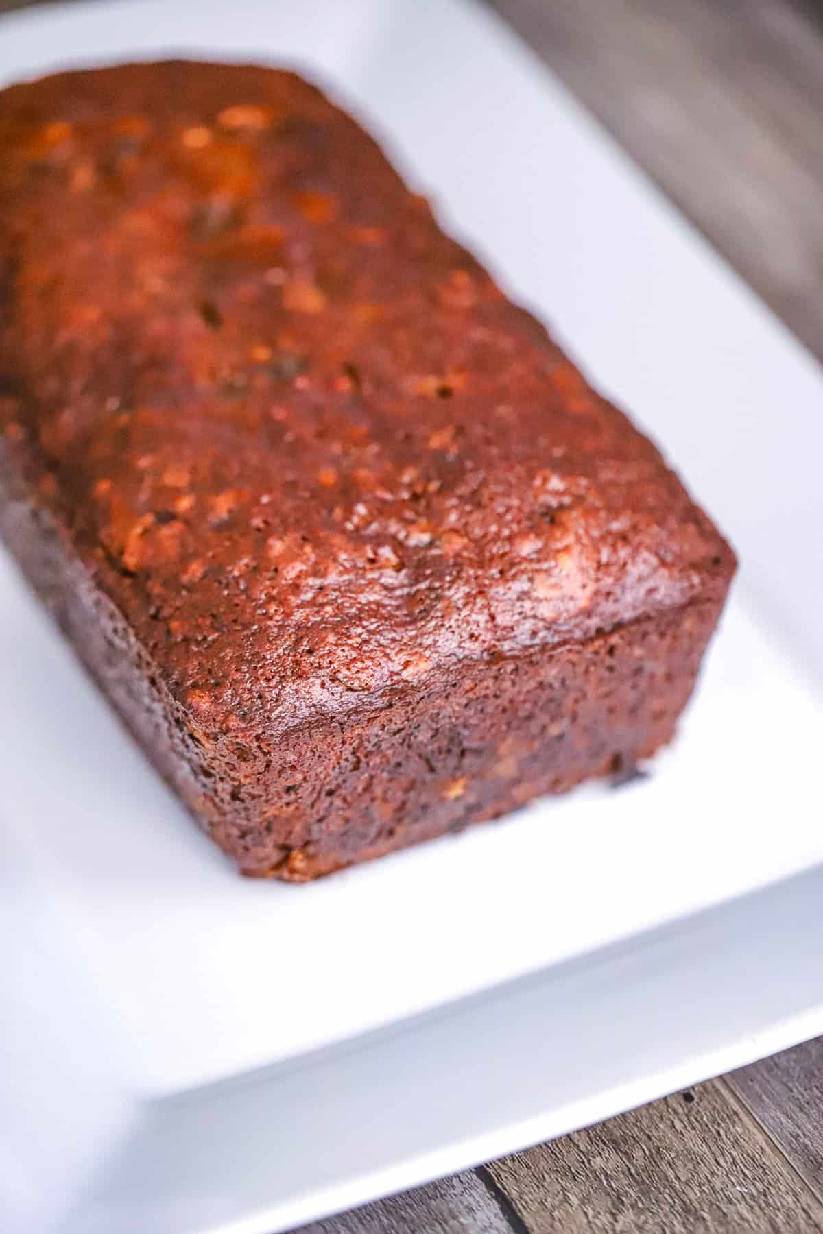 Cooling loaf on a wire rack