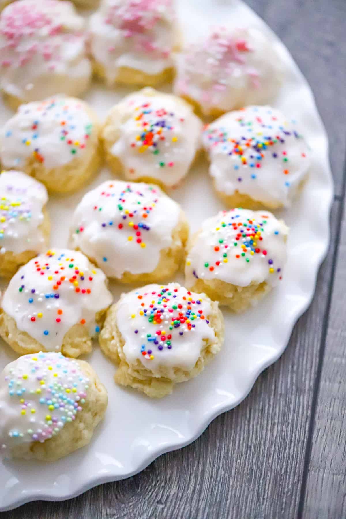 ingredients for almond cookies