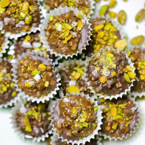 PISTACHIO CHOCOLATE CRUNCH CUPS