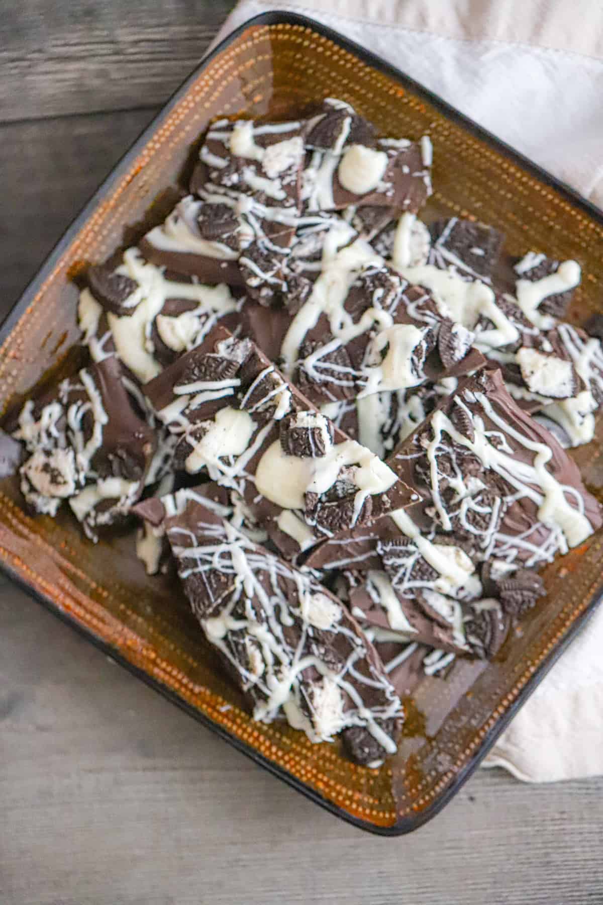 3 ingredient chocolate Oreo bark