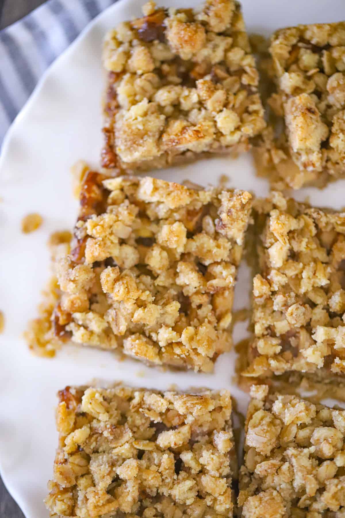 Buttery oat crumble over a thick brown sugar apple layer