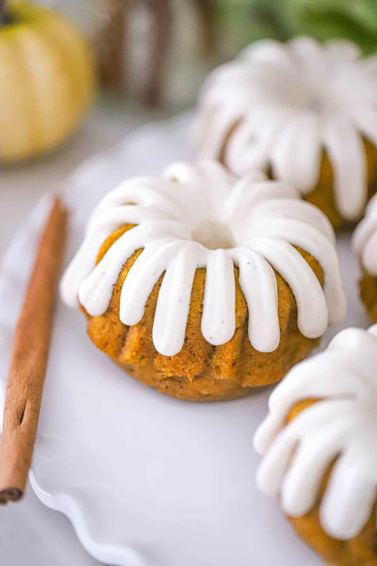 Chai Pumpkin Mini Bundt Cakes (Small‑Batch, Super Moist)