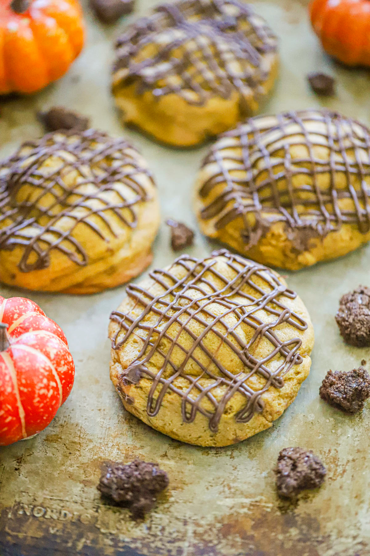 jumbo pumpkin spice cookies